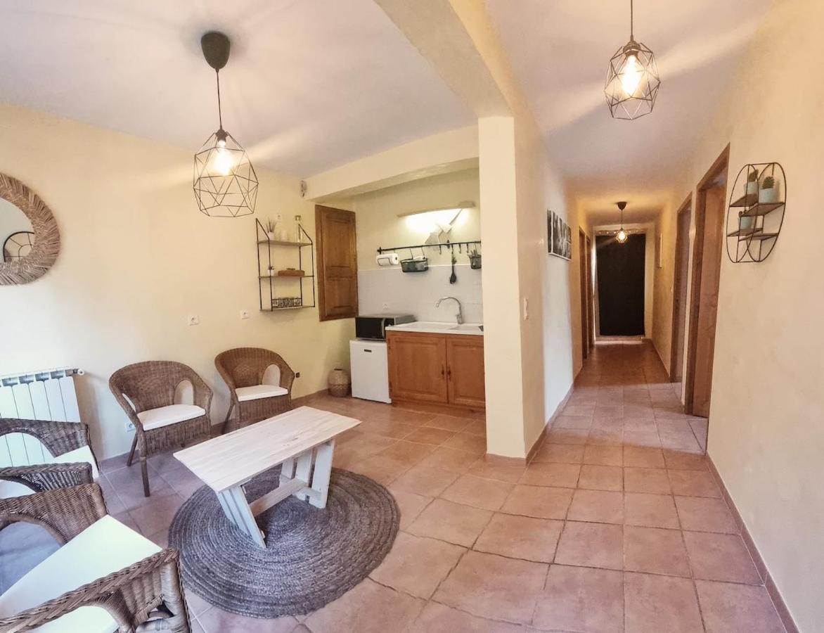Villa Les Oliviers Maison D'Hotes Saint-Laurent-le-Minier Экстерьер фото